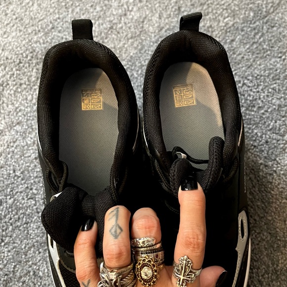 Sneakers black and white with edge size 7 - Picture 6 of 9